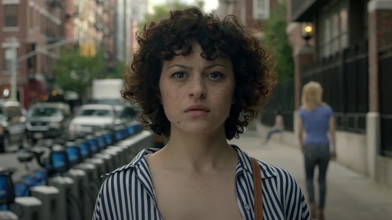 Alia Shawkat reading