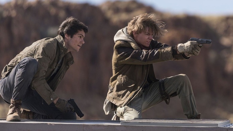 Thomas and Newt fight on a train