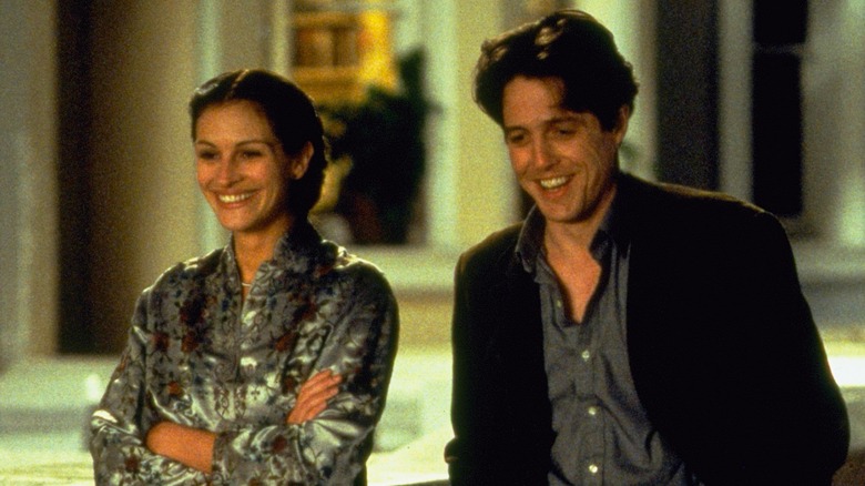 Julia Roberts and Hugh Grant walk in Notting Hill