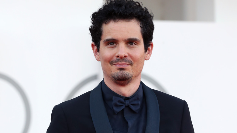 Damien Chazelle smiling