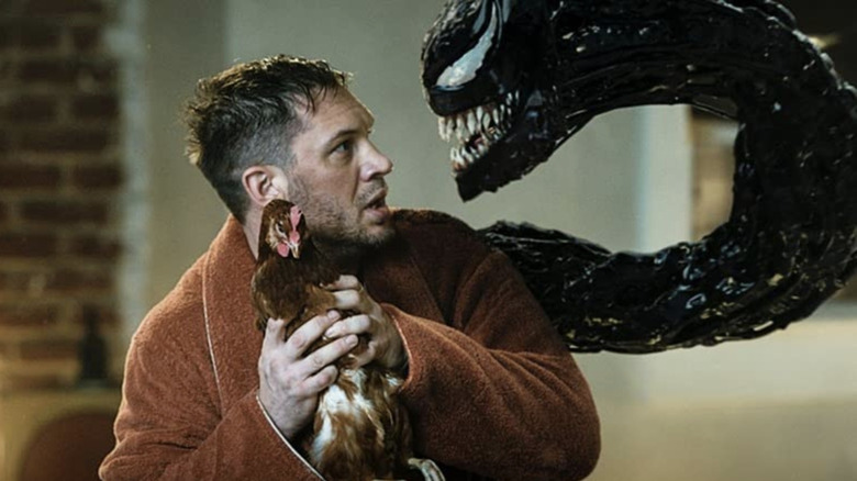  Tom Hardy and Venom in "Venom: Let There Be Carnage"