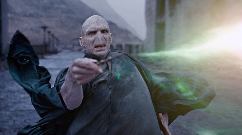 Ralph Fiennes Voldemort killing curse