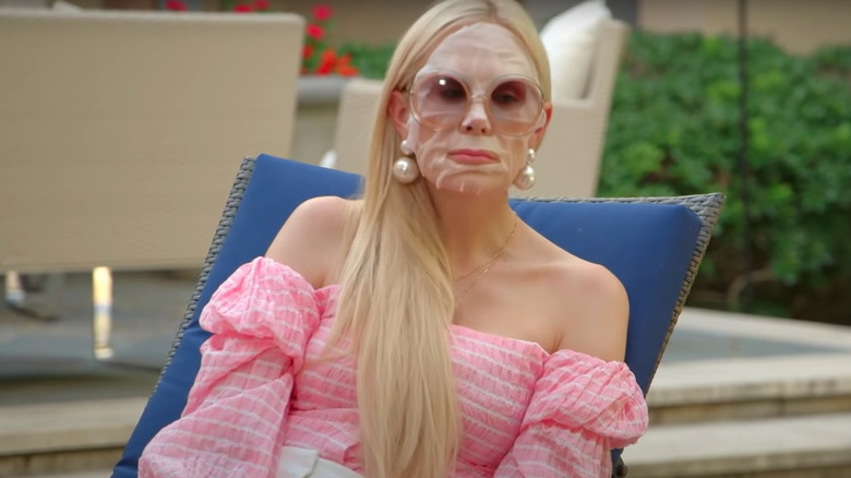 Real Housewives of Dallas star in face mask 