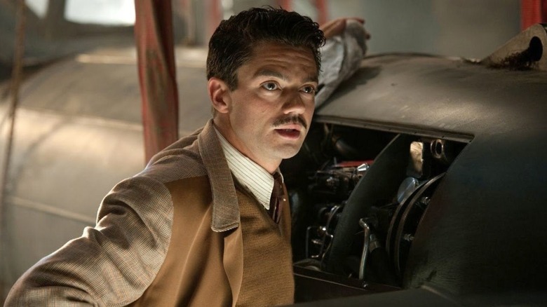 Dominic Cooper / Howard Stark