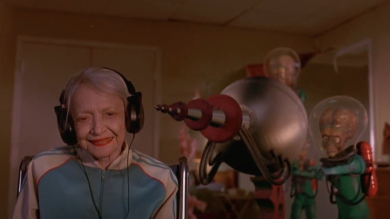 Mars Attacks! aliens and grandmother