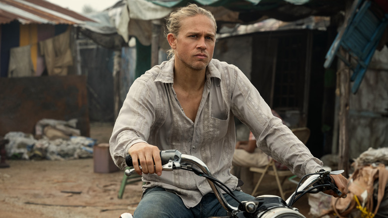 Charlie Hunnam on a motorcycle in Shantaram