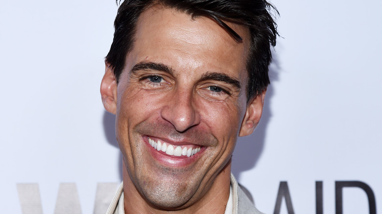 Madison Hildebrand on red carpet