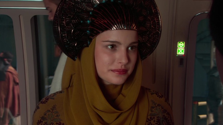 Padmé Amidala wearing circular headdress