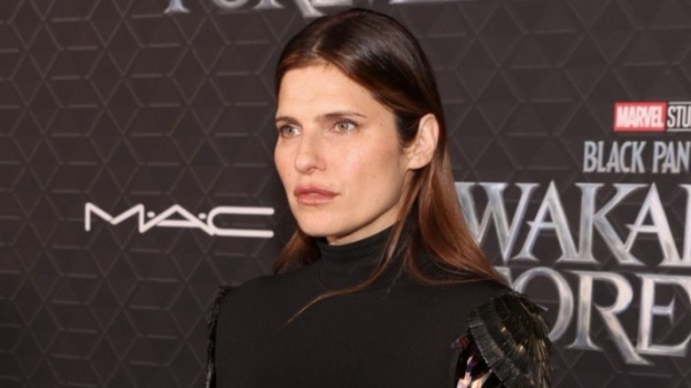 Lake Bell posing for red carpet pictures