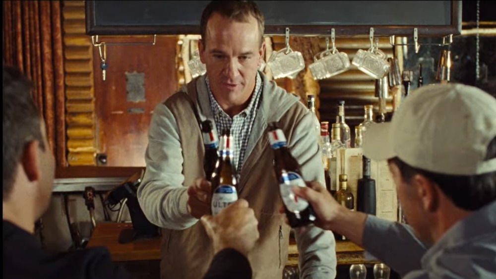 Peyton Manning toasts his friends