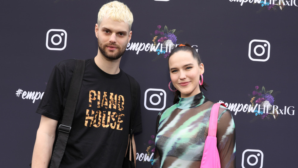 Sofi Tukker strike a pose