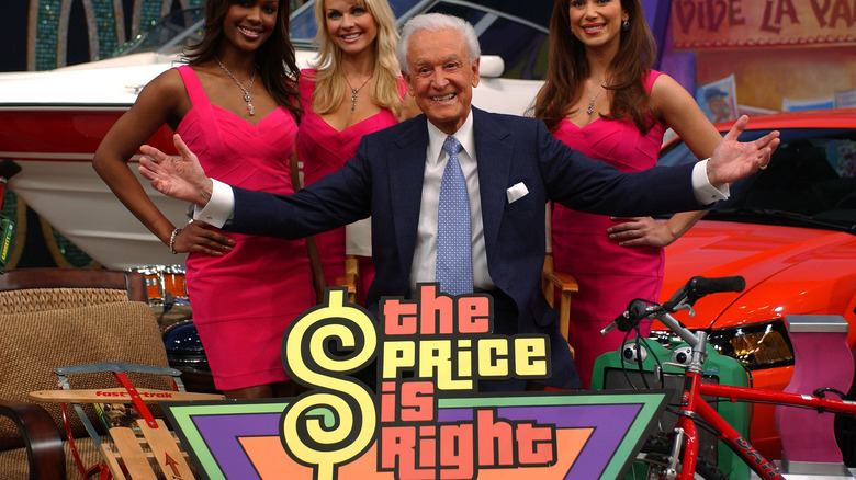 Bob Barker and models with prizes