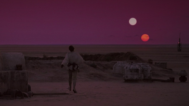 Luke Skywalker walking on Tatooine