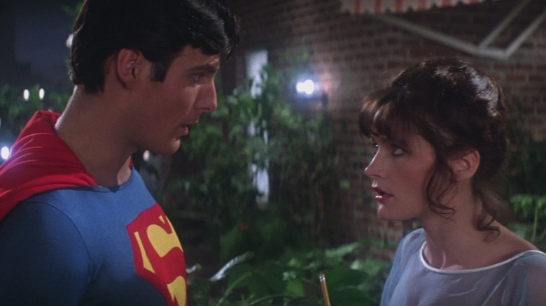 Superman talks to Lois Lane