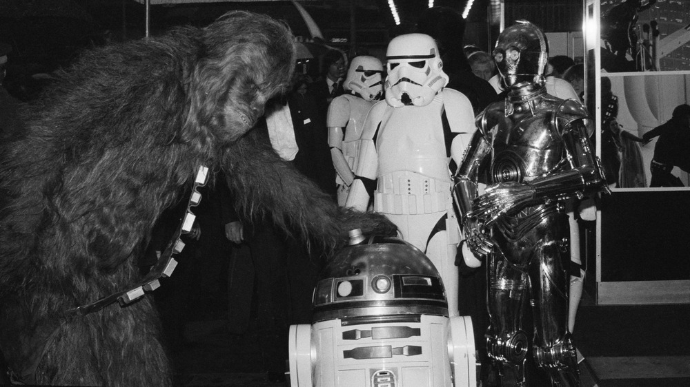 Actors dressed as Star Wars characters at "The Empire Strikes Back" premiere