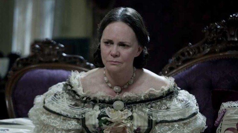 Mary Todd Lincoln frowns