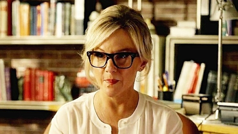 Linda Martin (Rachael Harris) in Lucifer