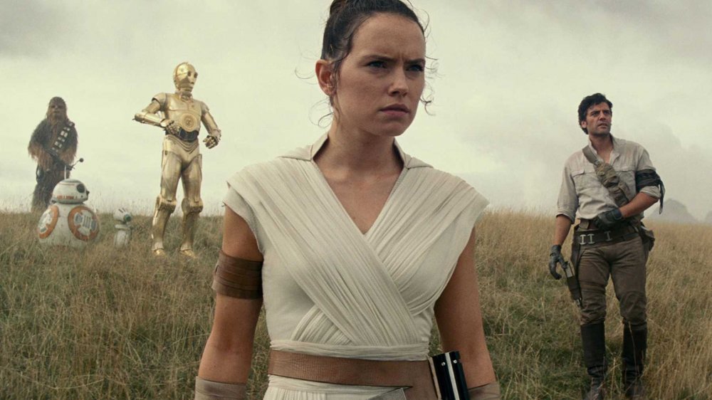 Daisy Ridley, Oscar Isaac as Rey and Poe in Star Wars: The Rise of Skywalker