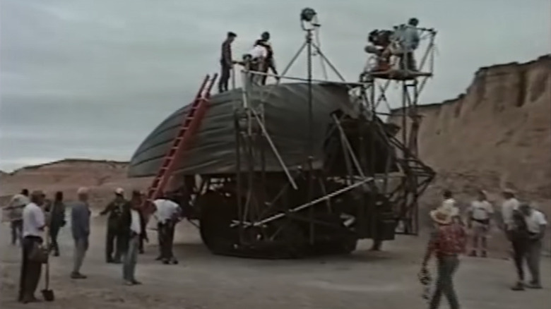 Crew works on tank bug