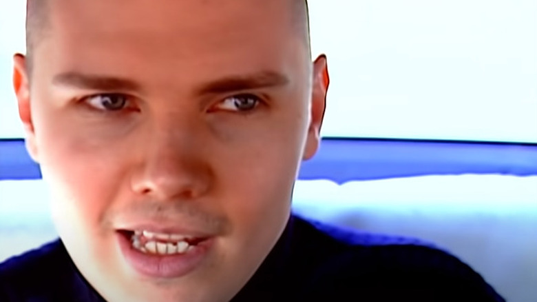 Smashing Pumpkins' Billy Corgan sings