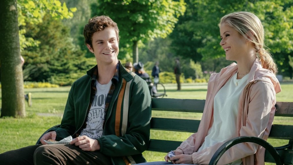 Jack Quaid as Hughie Campbell and Erin Moriarty as Starlight on The Boys