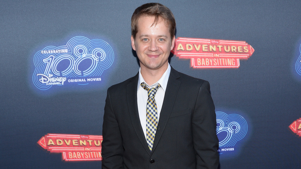 Jason Earles smiling