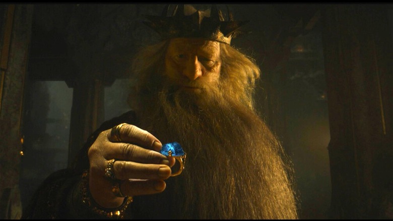 Durin III holds Dwarven ring