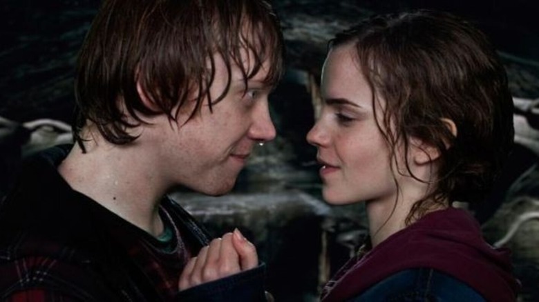 Ron and Hermione kissing