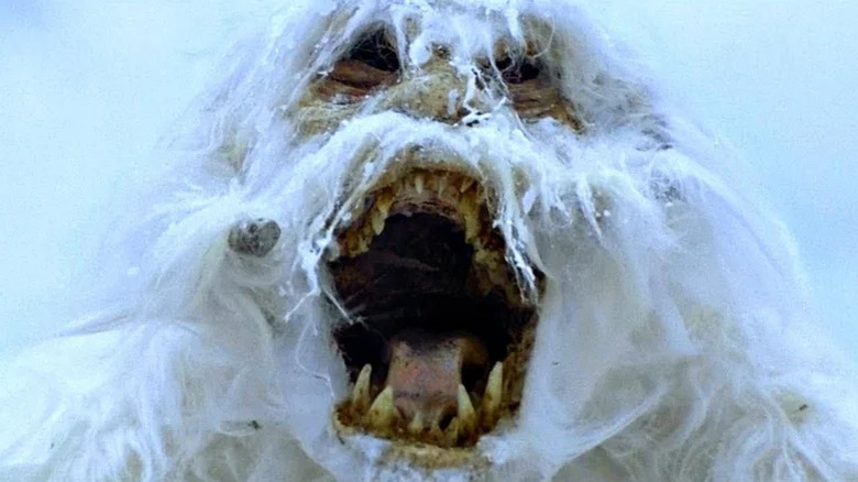 Wampa opening its mouth