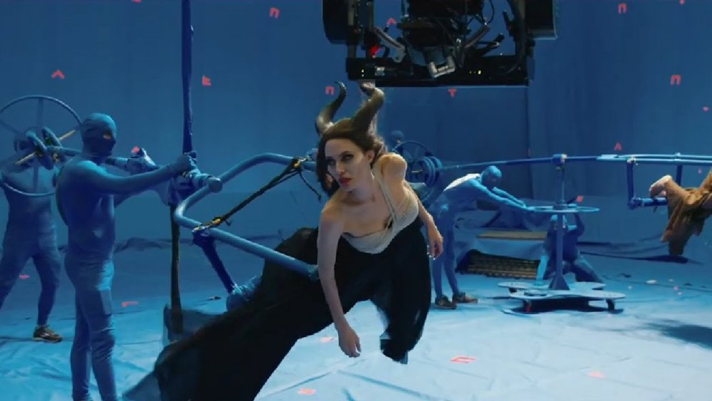 Angelina Jolie filming Maleficent: Mistress of Evil, before visual effects were added