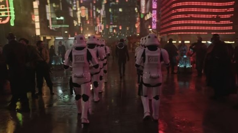 Stormtroopers marching 