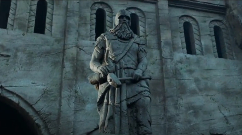 A statue of Helm Hammerhand