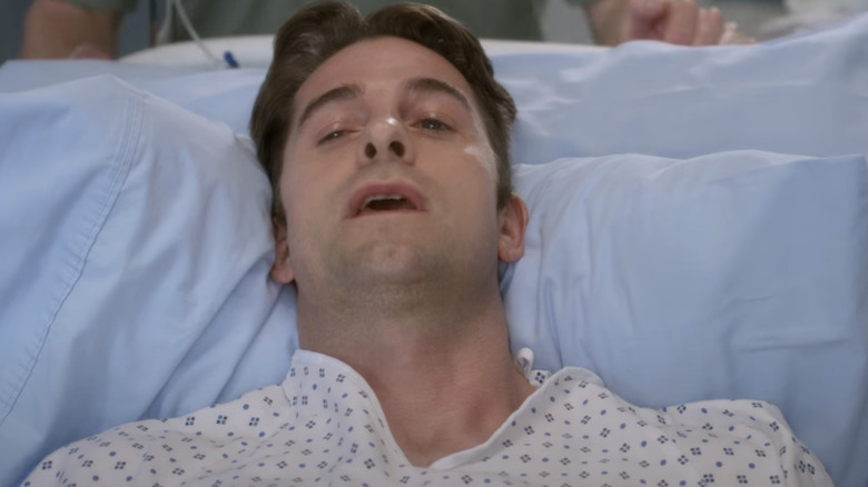 Nick in hospital bed at Grey Sloan Memorial