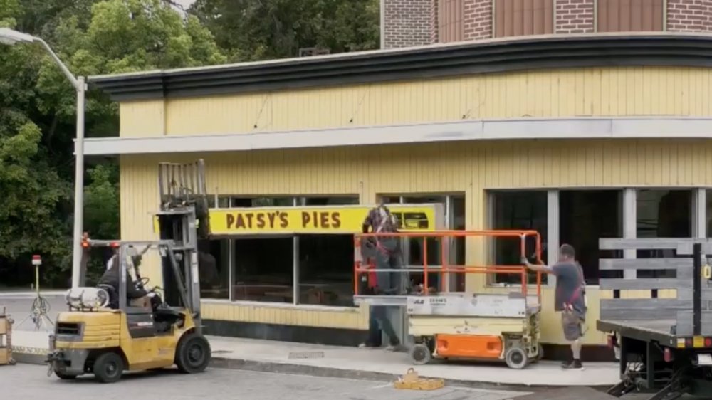 Patsy's Pies being built on Warner Bros. Backlot