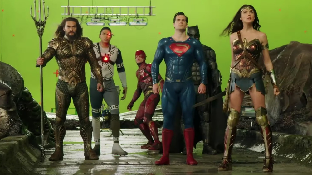 Justice League posing together