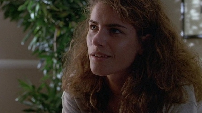 Amanda Peet appears in an episode of Law and Order