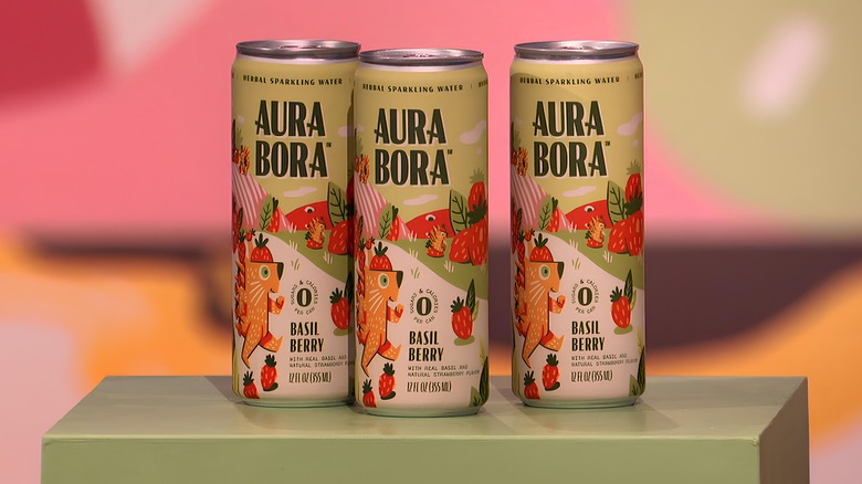 Aura Bora cans