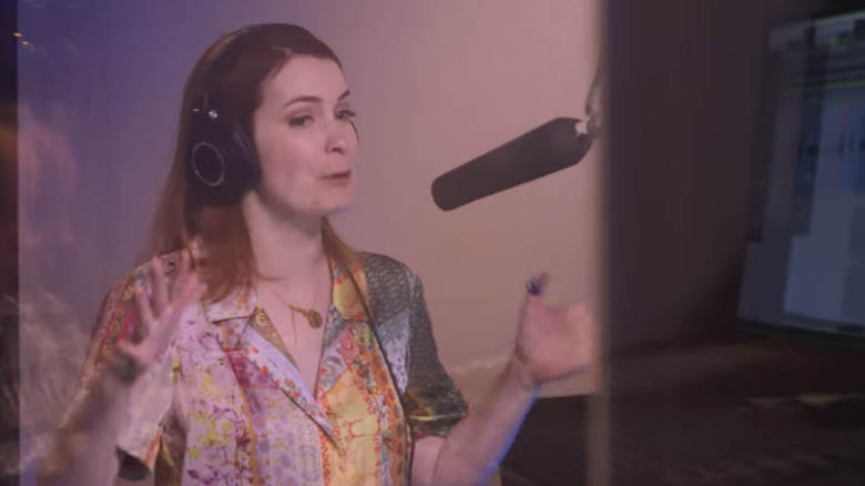 Felicia Day behind the mic