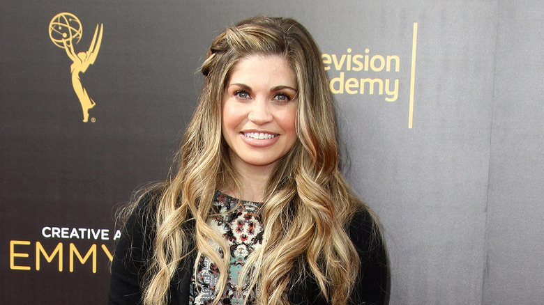 danielle fishel attends emmys