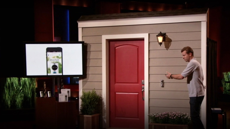 Jamie Siminoff pitching DoorBot on Shark Tank