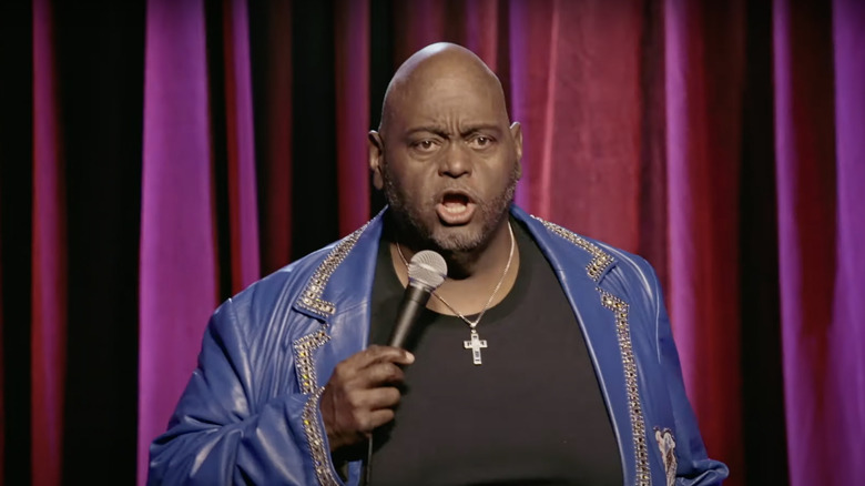 Lavell Crawford on stage