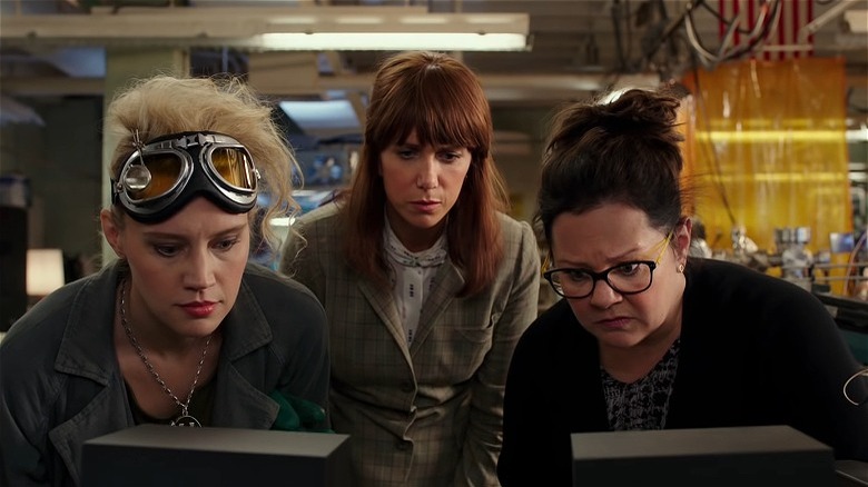 Jillian Holtzmann, Erin Gilbert, Abby Yates looking down