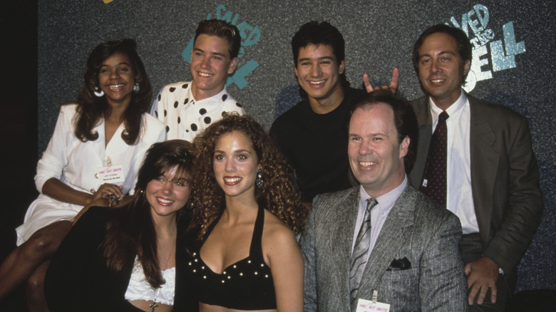 Cast and producer of Saved by the Bell posing