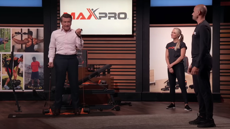 Robert Herjavec using the MAXPRO