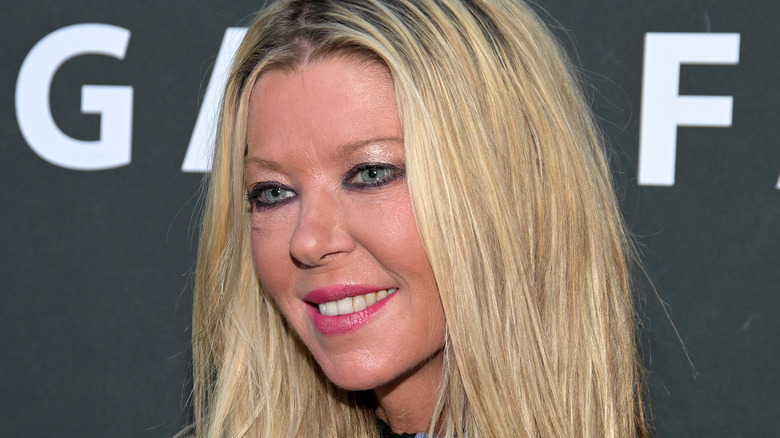 Tara Reid looking to the side