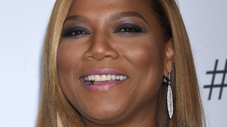 Queen Latifah on red carpet 