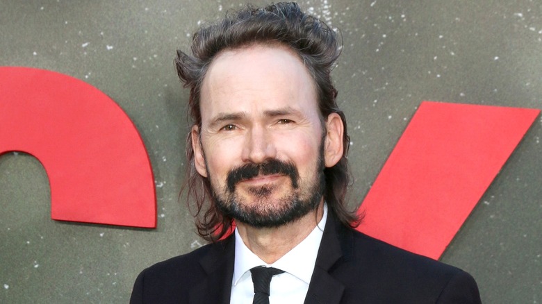 jeremy davies, long hair and beard