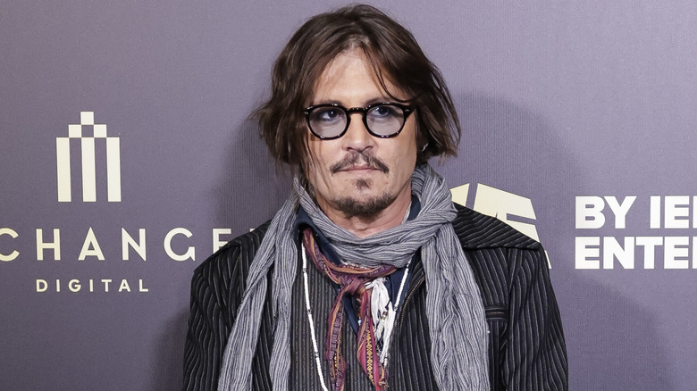 Johnny Depp glasses beard