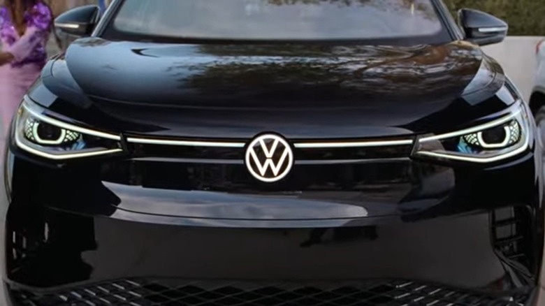 Front-facing black Volkswagen sedan