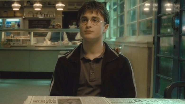 Harry Potter flirting with a waitress at a café